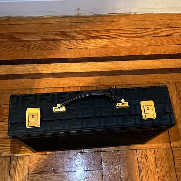 SALE!! Fendi unisex FF jacquard logo monogram jewlery trunk briefcase bag - Picture 7 of 15